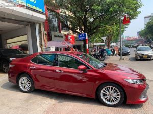 Xe Toyota Camry 2.0G 2019