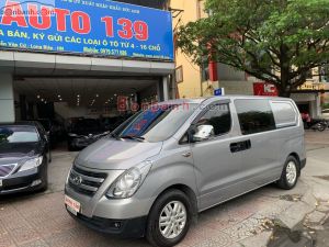 Xe Hyundai Grand Starex Van 2.5 MT 2017