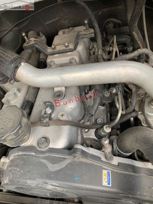 Xe Hyundai Grand Starex Van 2.5 MT 2017