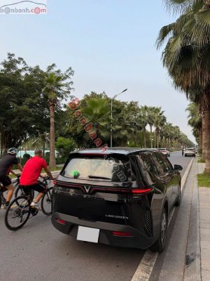 Xe VinFast Limo Green AT 2025