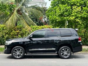 Xe Toyota Land Cruiser 4.6 V8 2019